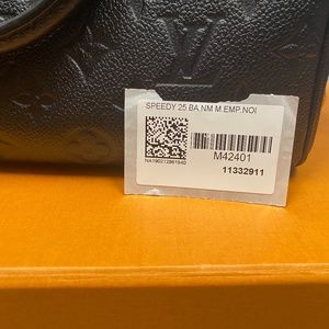 Louis Vuitton- Bandouliere Speedy 25 Satchel